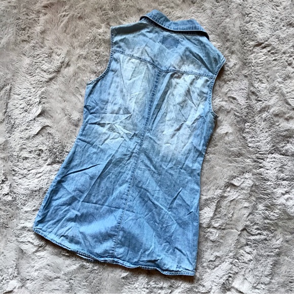 Ci Sono western pearl button up dress or top medium. Perfect flattering fit. - Picture 2 of 3